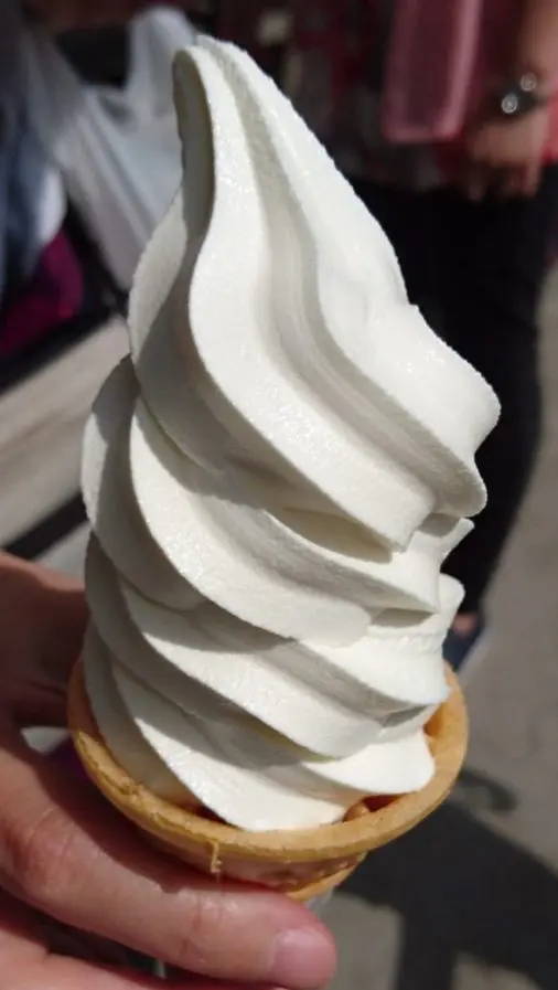 東京牛乳ソフトクリーム高尾山天狗屋